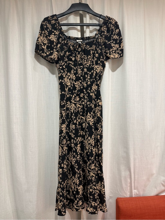 a new day Dresses & Skirts - a new day Black Floral Maxi Dress with Beige Print